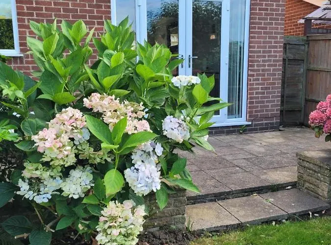 4-Bedroom Home Near Ema, Sleeps 6